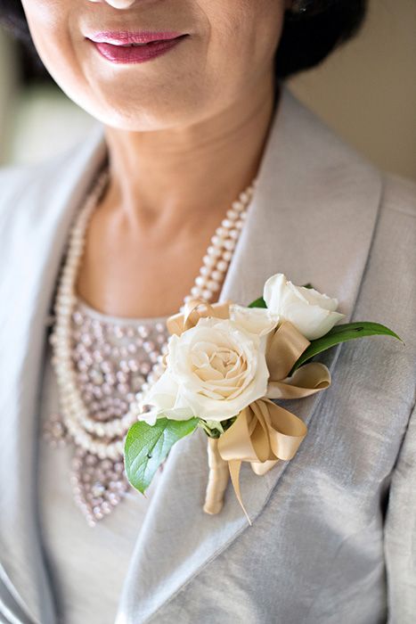 Pin Corsages – Ottawa Wedding Flowers